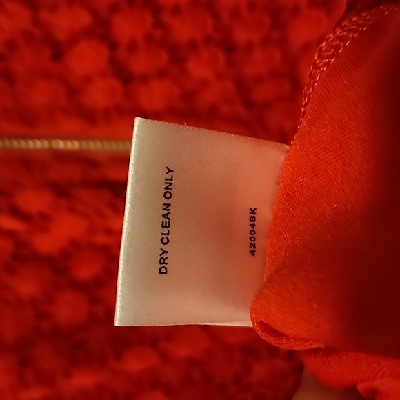 Romeo + Juliet Red Crochet Lace Tiered Ruffle Sheath Dress Size Small - Picture 7 of 7